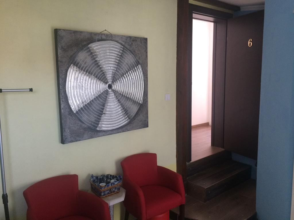 Apartment Old Town Podgorica Buitenkant foto